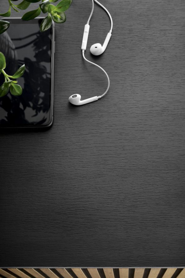 Laval KSZ154 – commode, chêne wotan, noir avec lattes, largeur 154 cm, hauteur 83 cm, profondeur 39 cm – Image 9