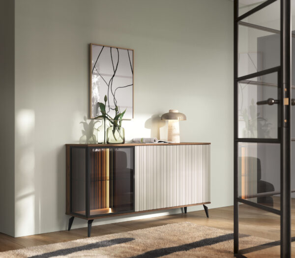 Commode Dawson K154 – Noyer – Cachemire – Vitrée – Éclairage LED – Largeur 154 cm, Hauteur 80 cm, Profondeur 39 cm – Image 6