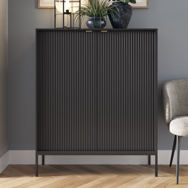 Commode NANAIMO K104 - Noir - Poignées dorées - Largeur 104 cm, Hauteur 125 cm, Profondeur 39 cm – Image 2