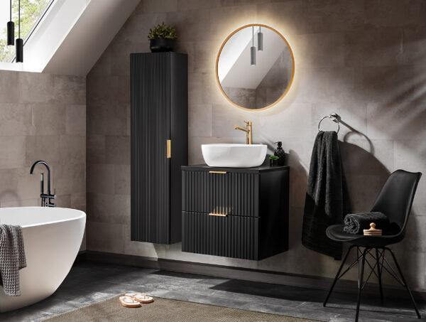 Armoire haute suspendue de salle de bain ADEN - noire - façades rainurées - 35 x 140 x 25 cm – Image 4