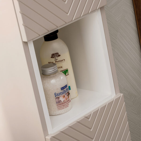 Armoire haute suspendue de salle de bain NALVIK - cachemire - 2 portes - façades rainurées - 30 x 140 x 25 cm – Image 8