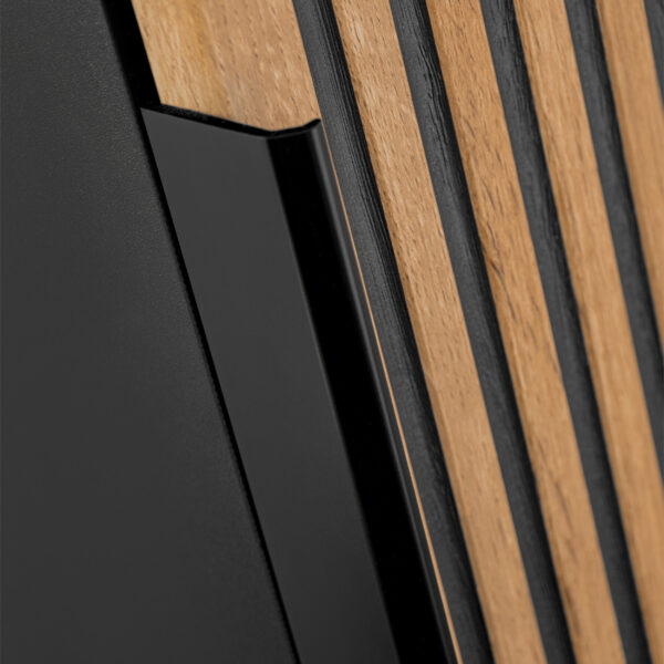 Armoire haute suspendue de salle de bain TILO - corps noir - façades rainurées couleur chêne Wotan - 35 x 140 x 25 cm – Image 6