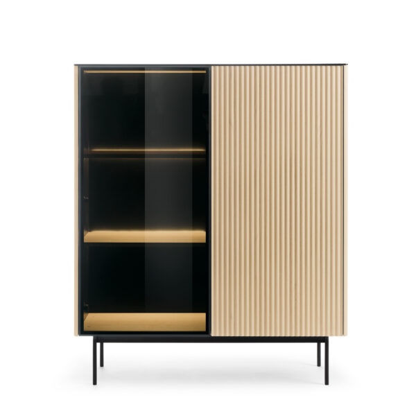 Vitrine basse Olden – chêne Vicenza – façades rainurées – 107 x 126 x 39 cm – Image 6